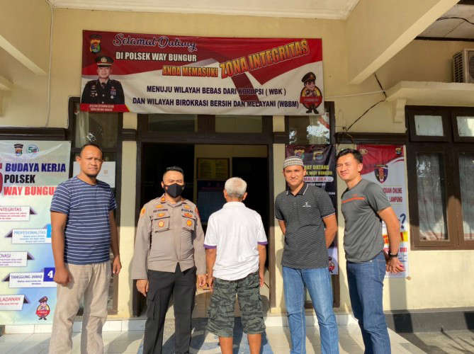 Kakek Bejat! Beri Rp15 Ribu Lalu Cabuli Bocah SD di Teras Rumah